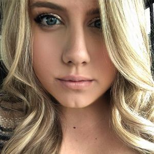 Meet your Posher, Meagan